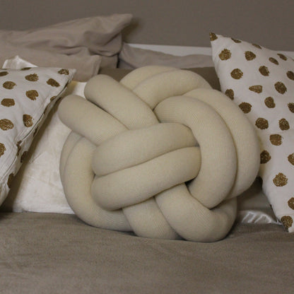 "Knot" Kissen